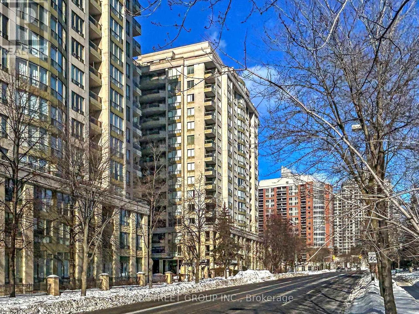 906 - 260 DORIS AVENUE