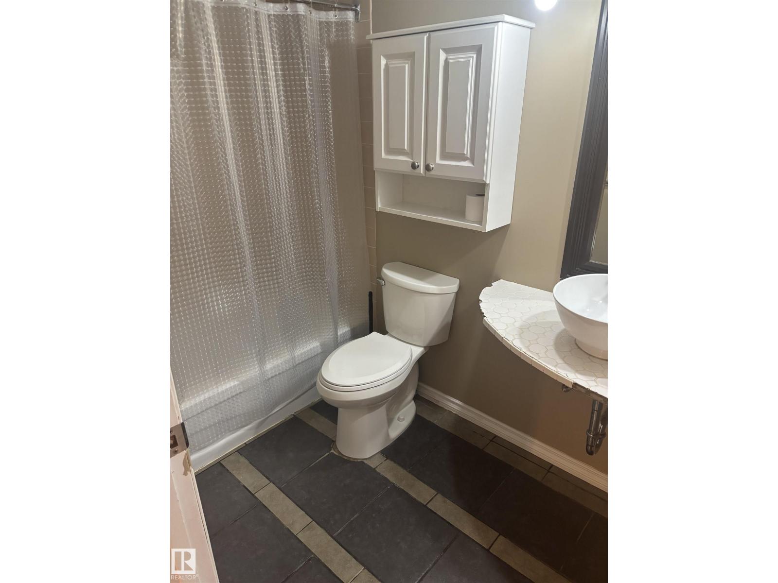 #206 2311 119 ST NW