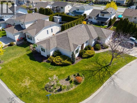 390 McTavish Crescent Kelowna BC V1V1P1