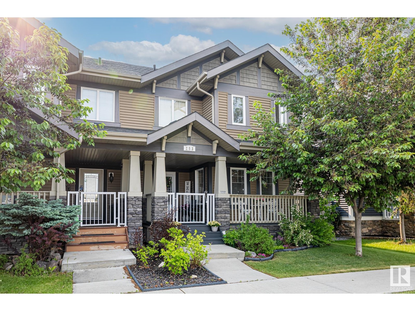 253 GRIESBACH RD NW