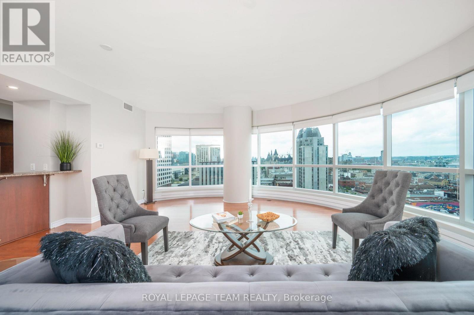 1704 - 200 RIDEAU STREET