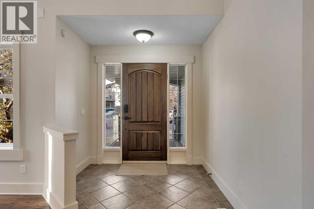 315 Crystal Green Close