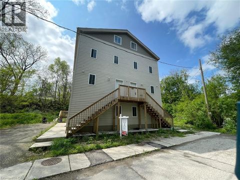 5 FRONT Street London ON N6C1K4