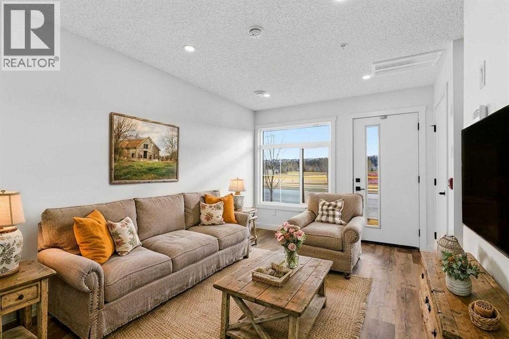 102, 156 Park Street