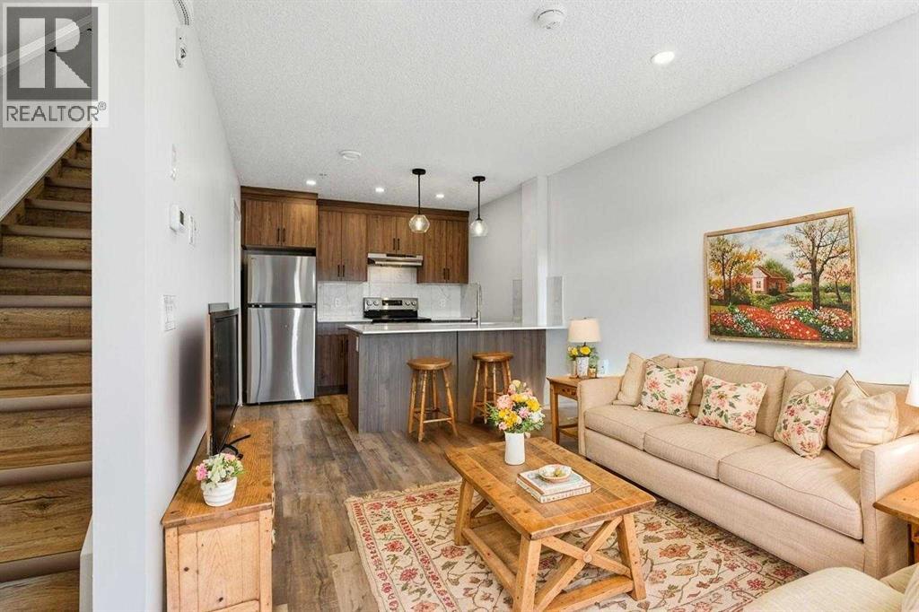 102, 156 Park Street