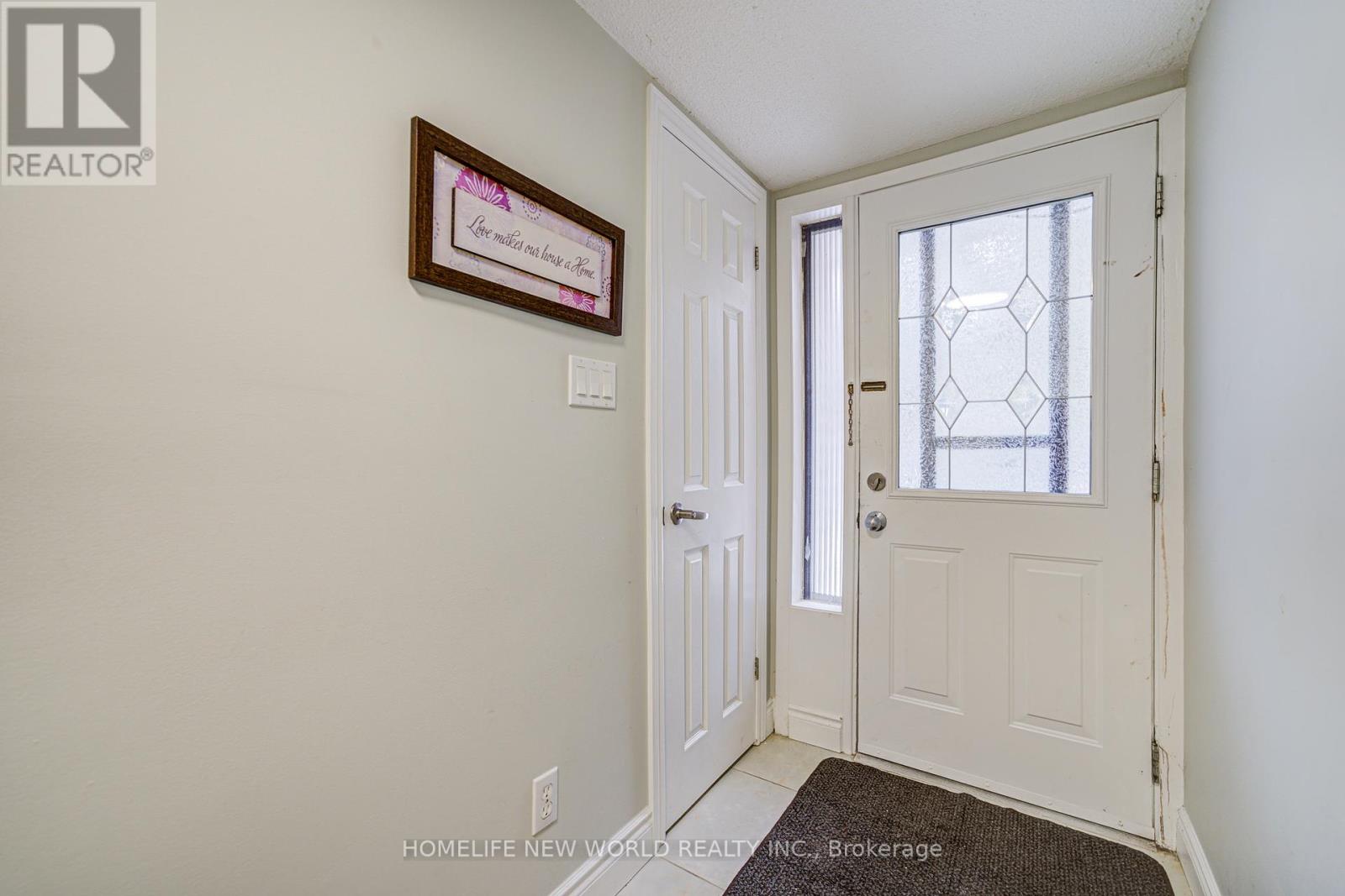 7 JENNY WREN WAY