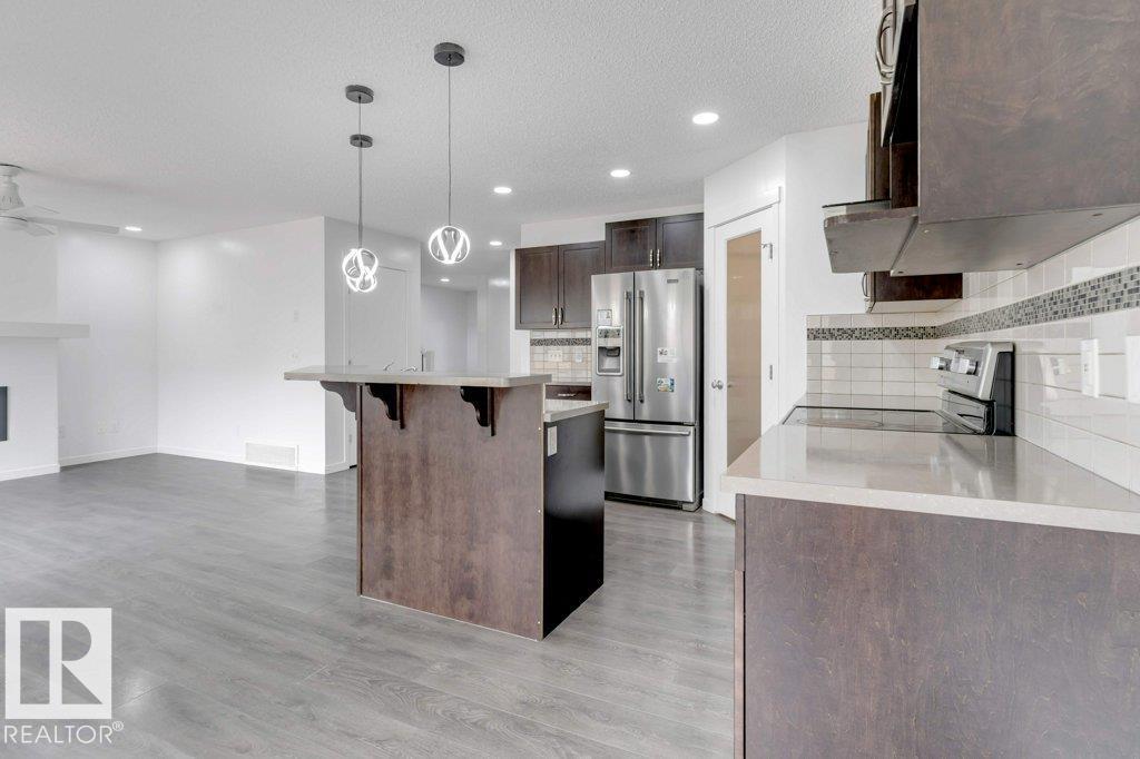 3007 13 AV NW
