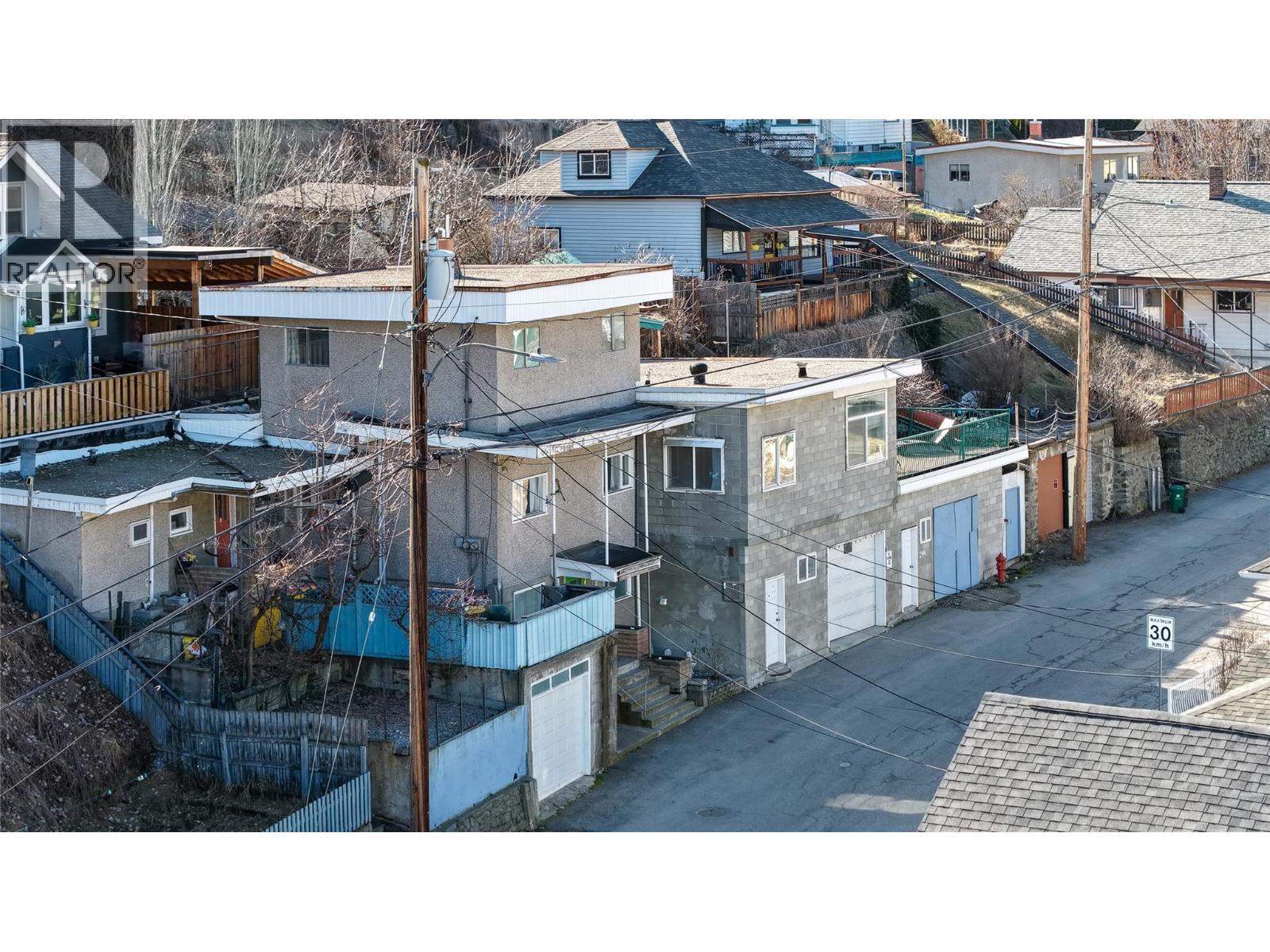 244A Old Rossland Avenue