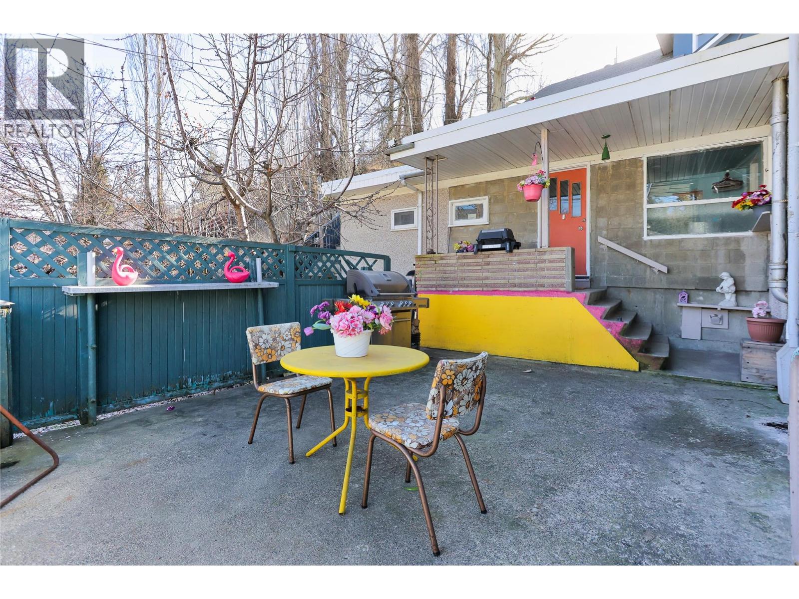 244A Old Rossland Avenue