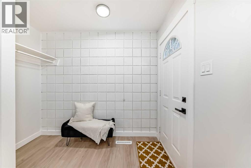 146, 2211 19 Street NE