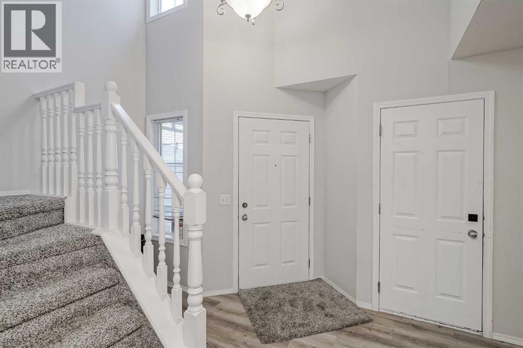 222 Bridleridge Way SW