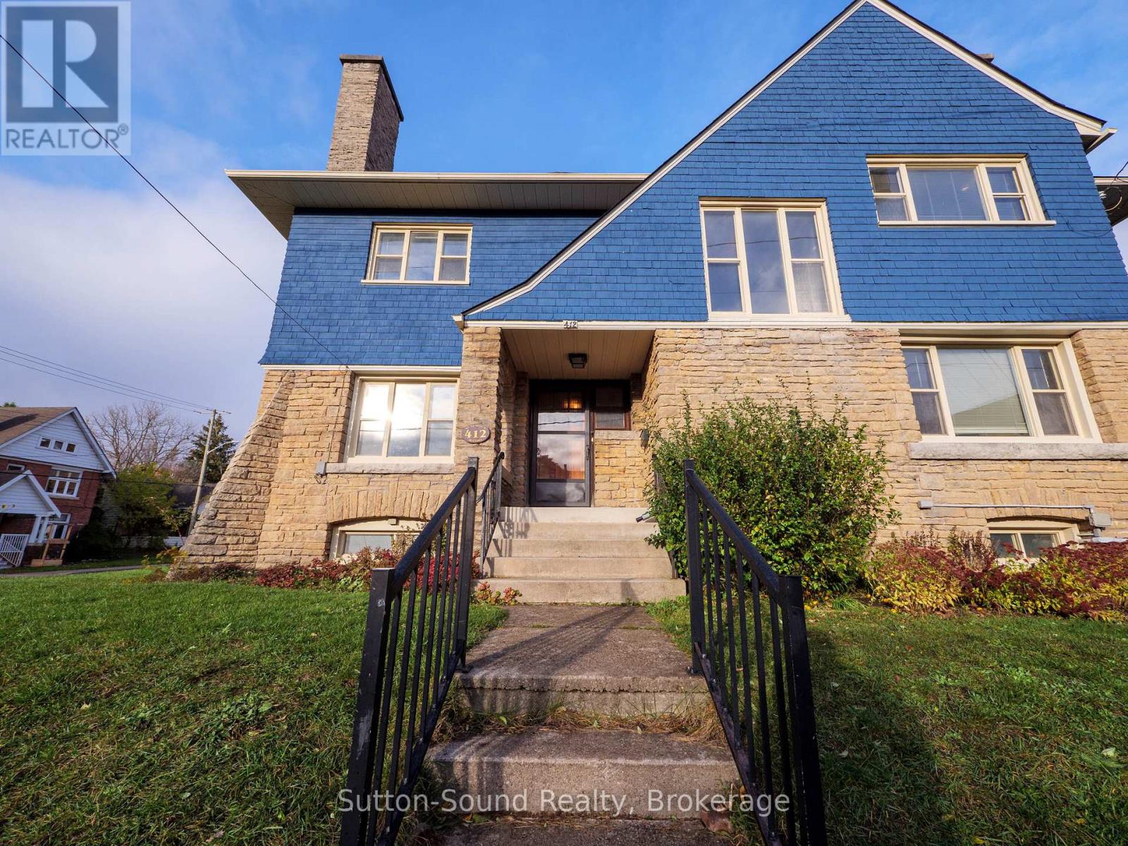 412 11TH ST EAST STREET E