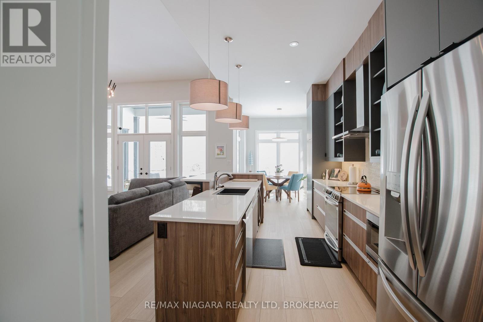 3376 WHISPERING WOODS TRAIL