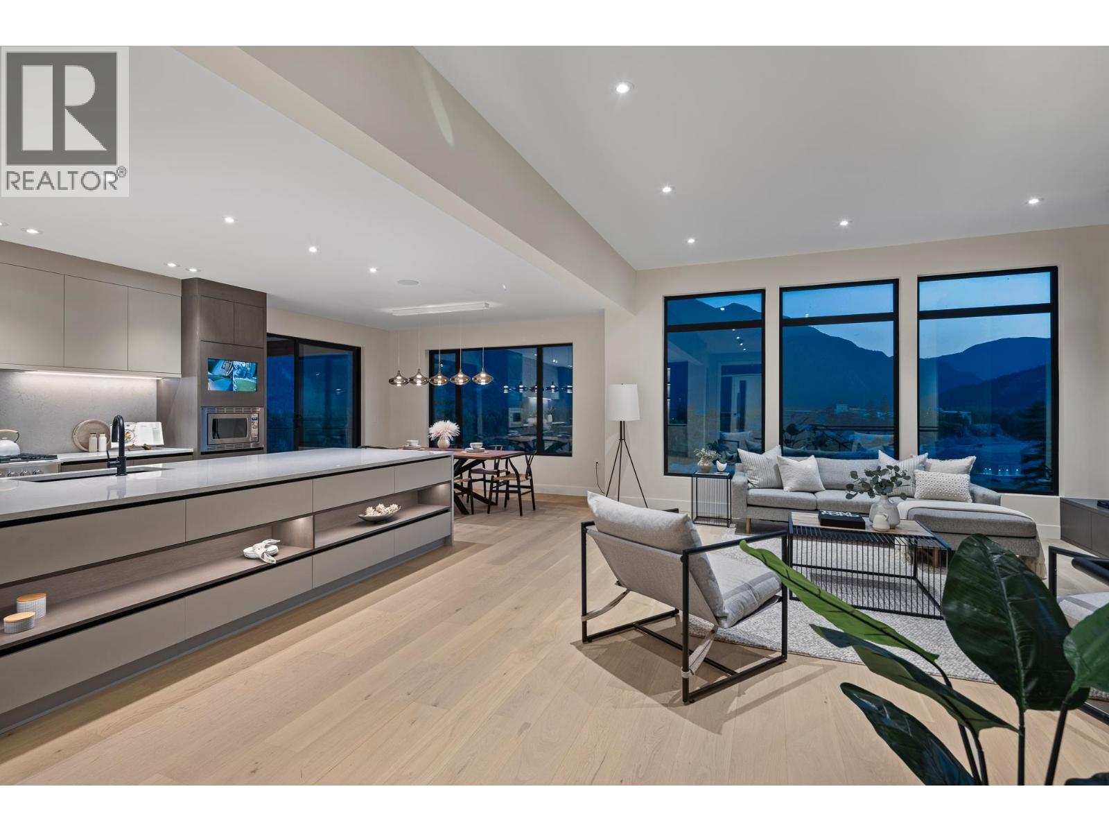 7681 CERULEAN DRIVE