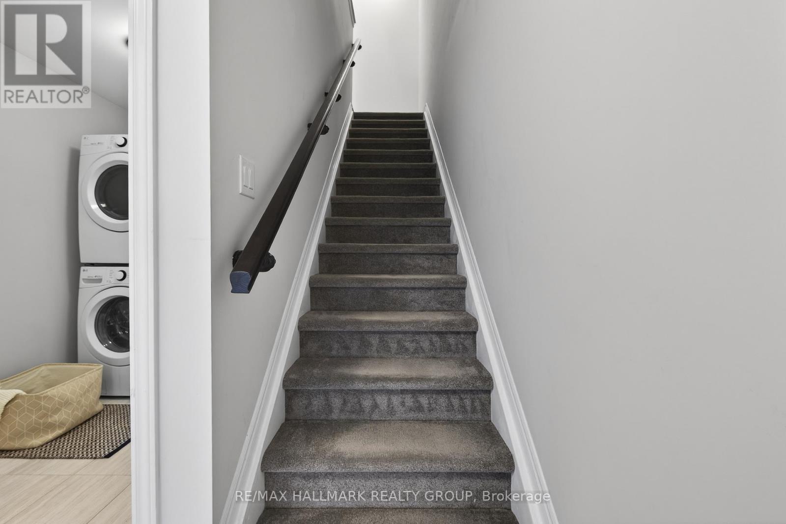 805 KINIW PRIVATE