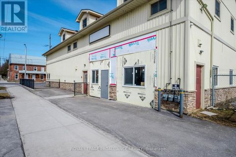 255 MCDONNEL STREET S Peterborough (Town Ward 3) ON K9H2W2