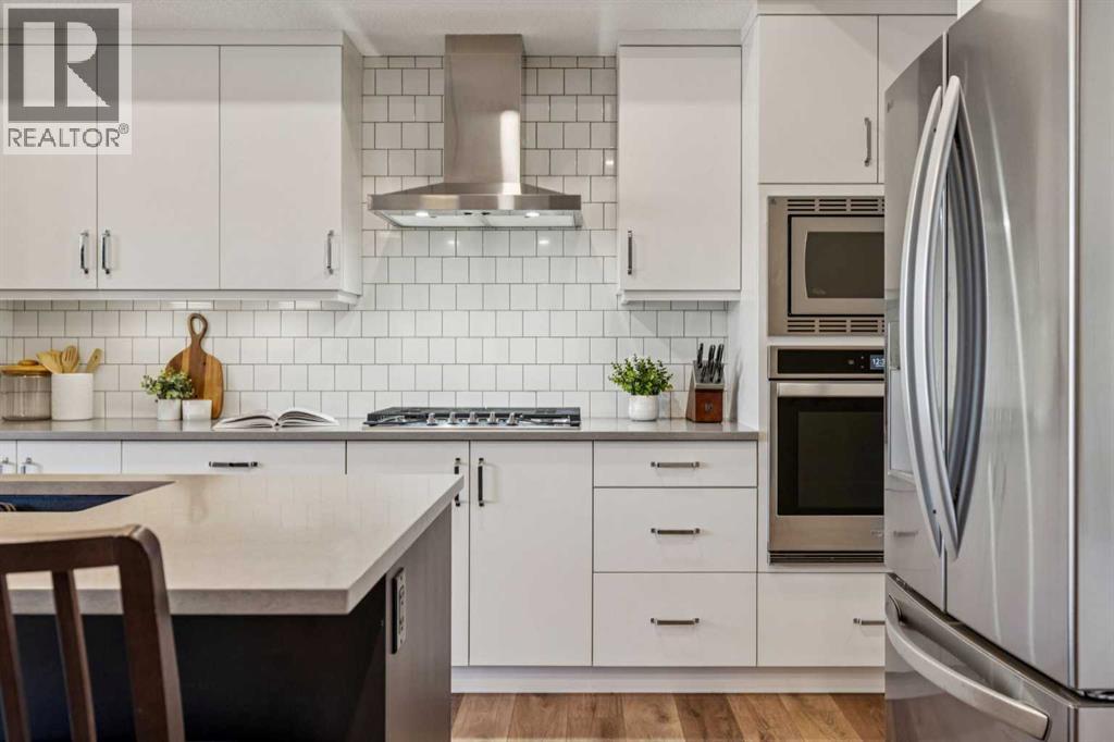 24 Willow Park Point