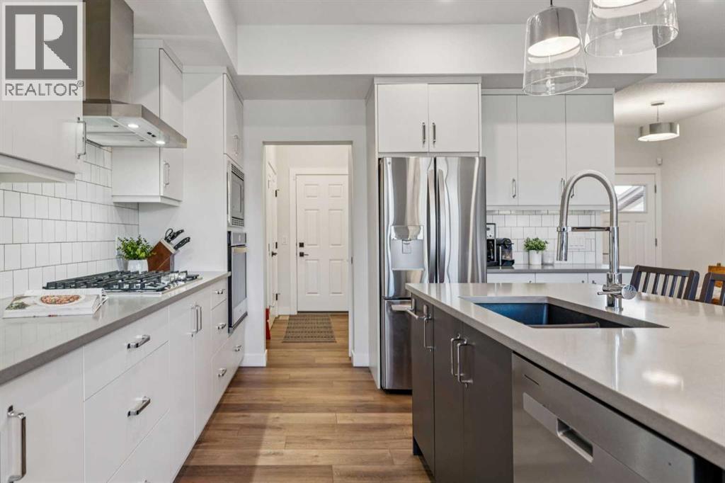 24 Willow Park Point