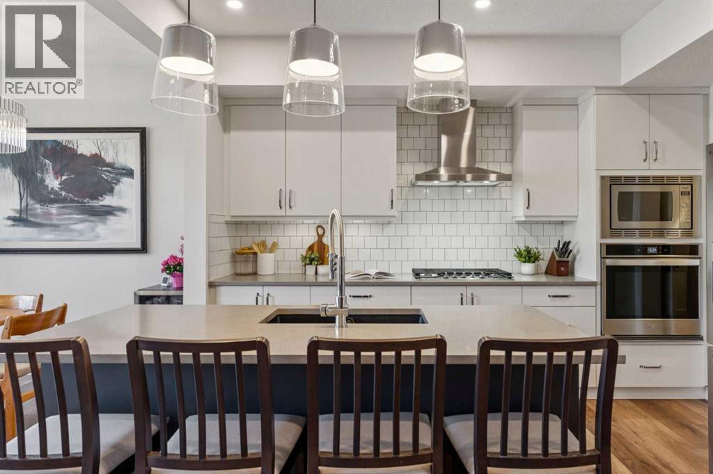 24 Willow Park Point