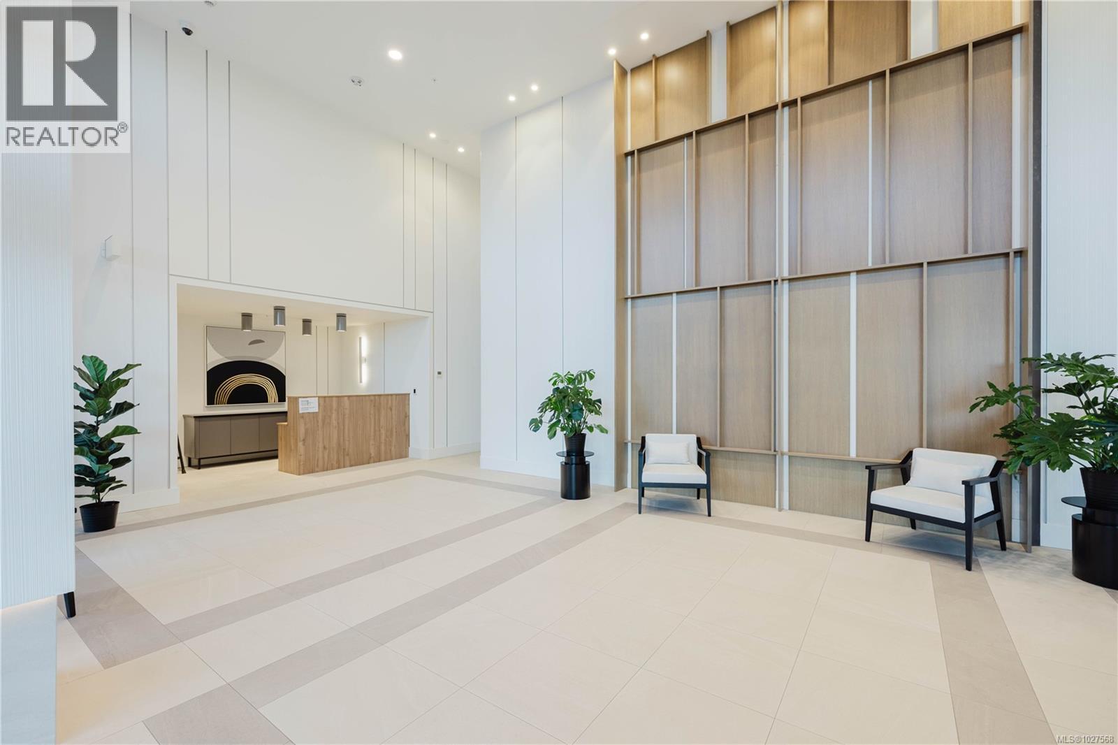 705 2000 Hannington Rd