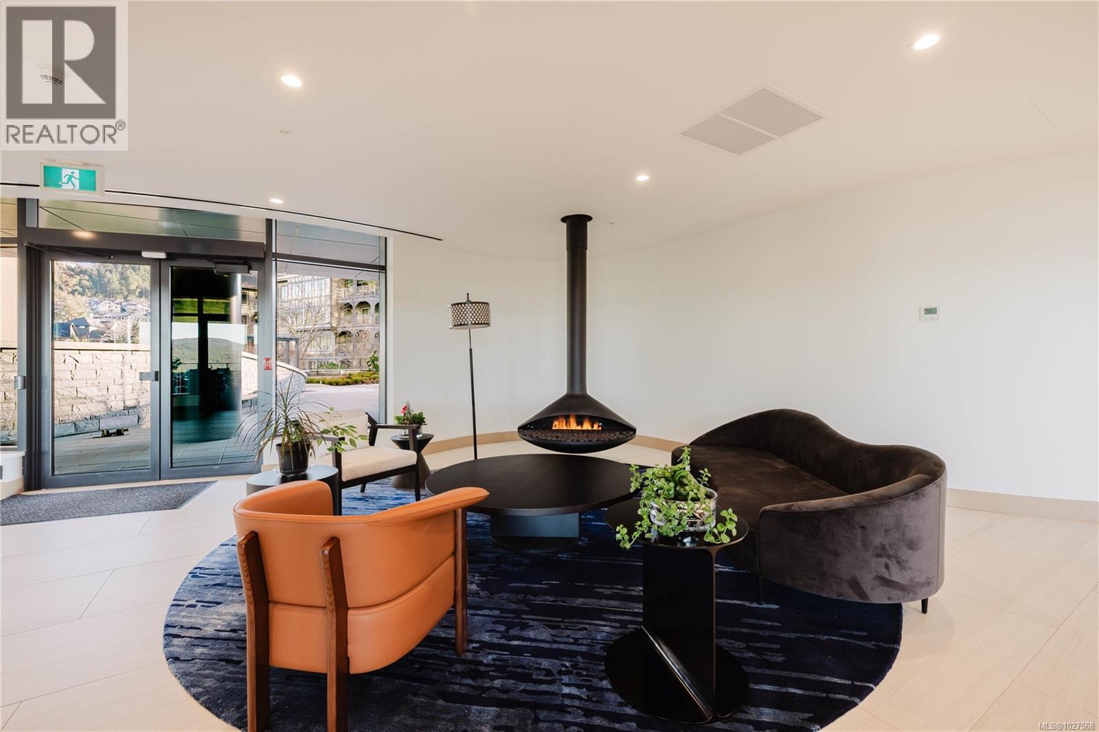 705 2000 Hannington Rd