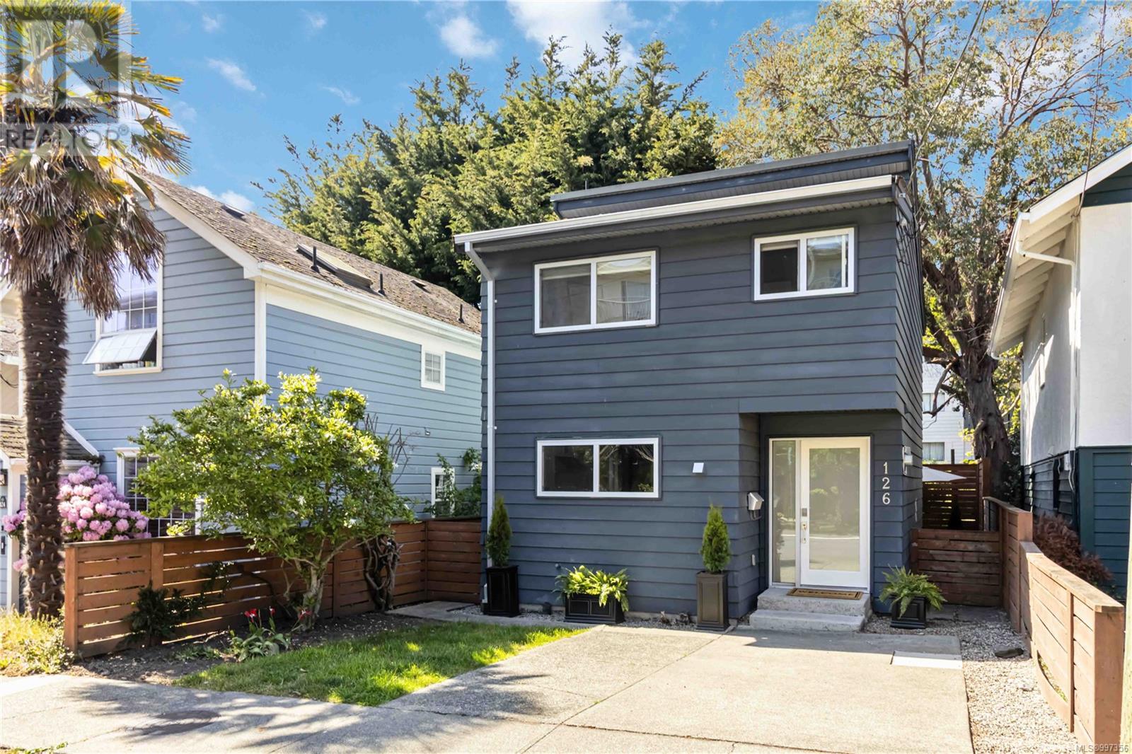 126 Rendall St