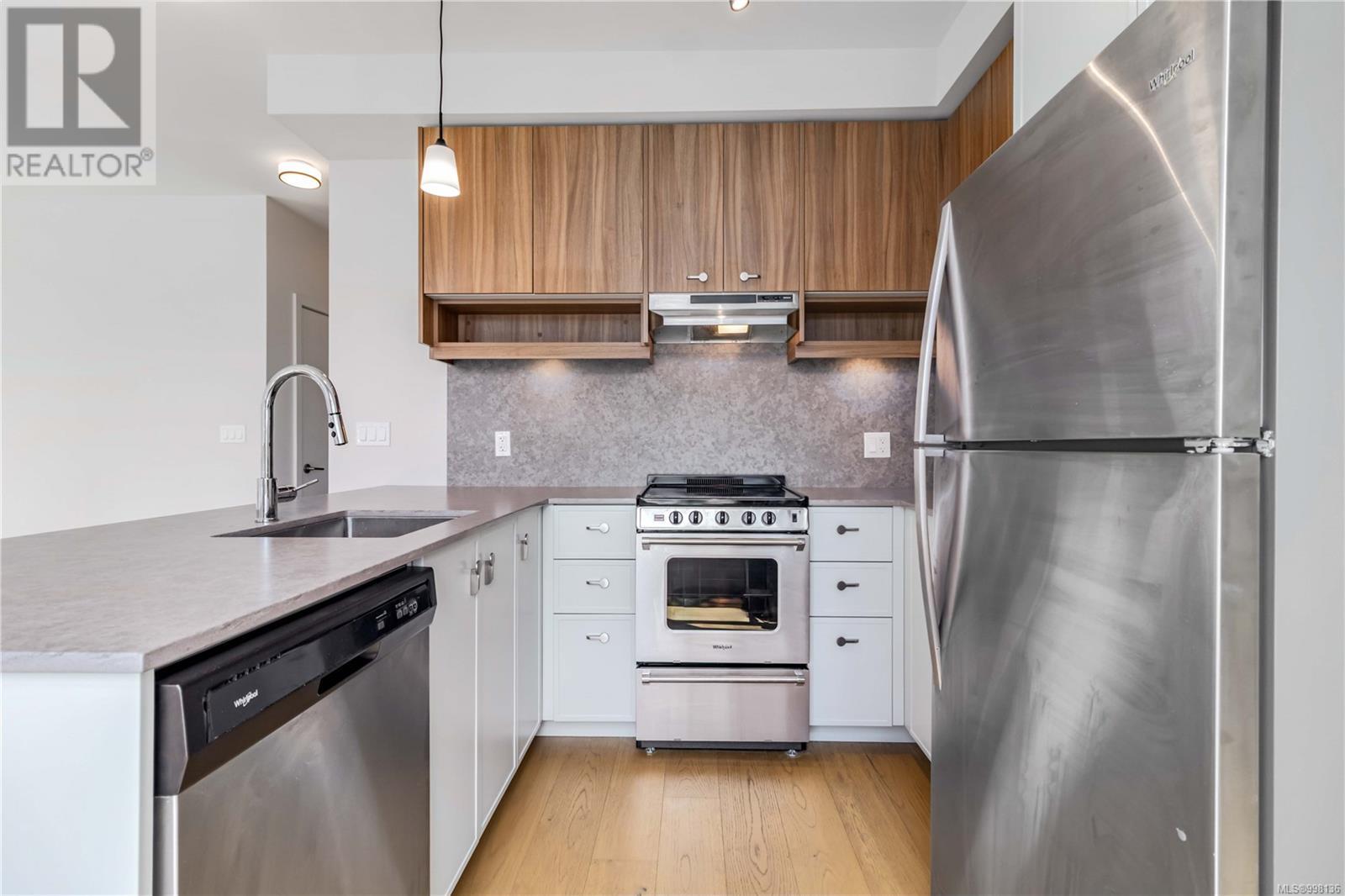 312 629 Speed Ave