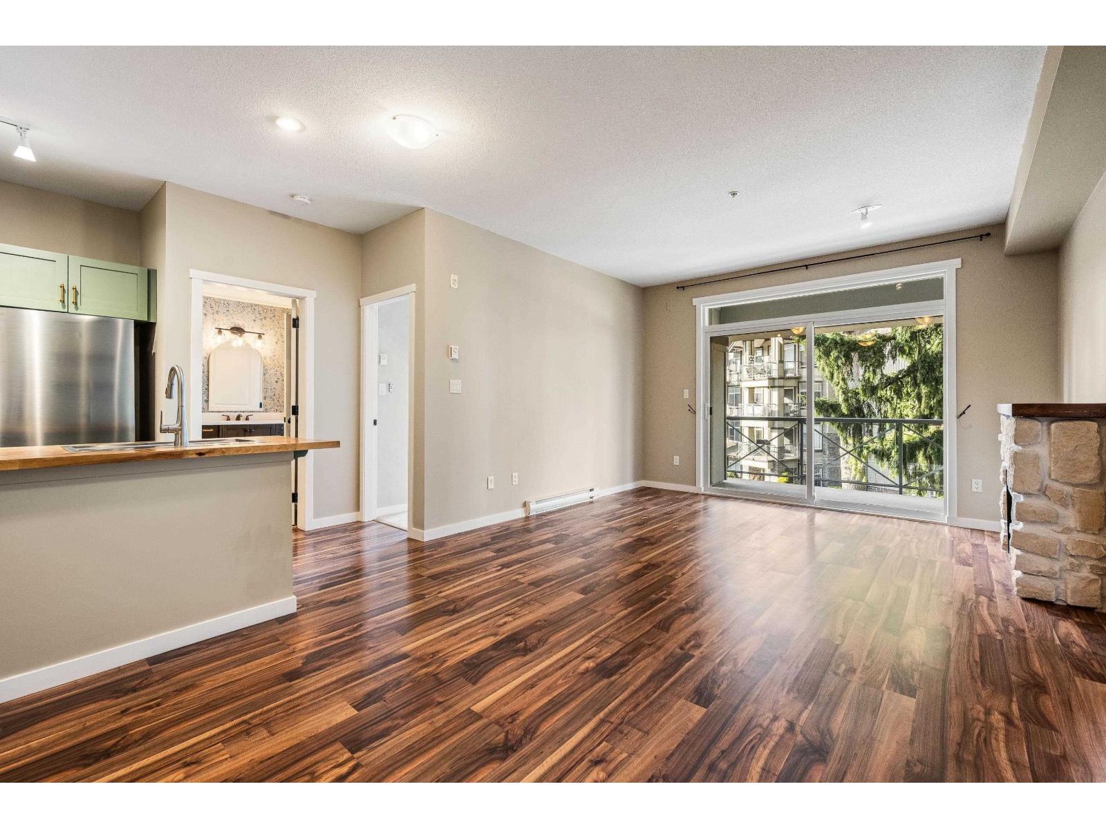 309 33338 E BOURQUIN CRESCENT