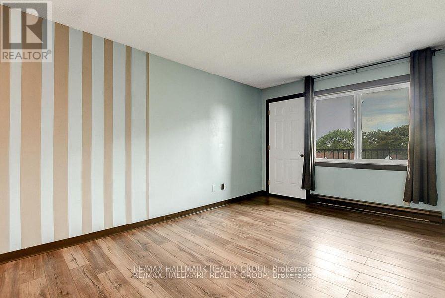 401C - 2041 ARROWSMITH DRIVE