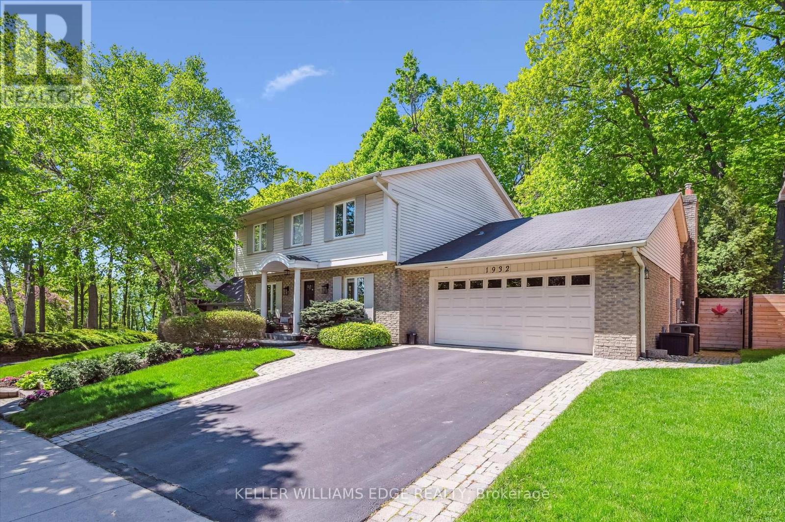 1932 FOUR SEASONS DRIVE