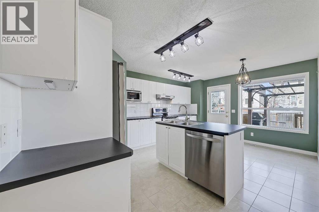 123 Arbour Butte Road NW