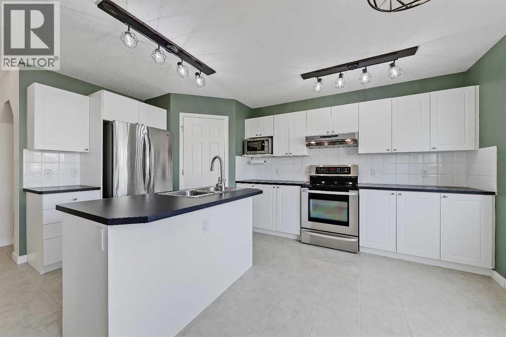123 Arbour Butte Road NW