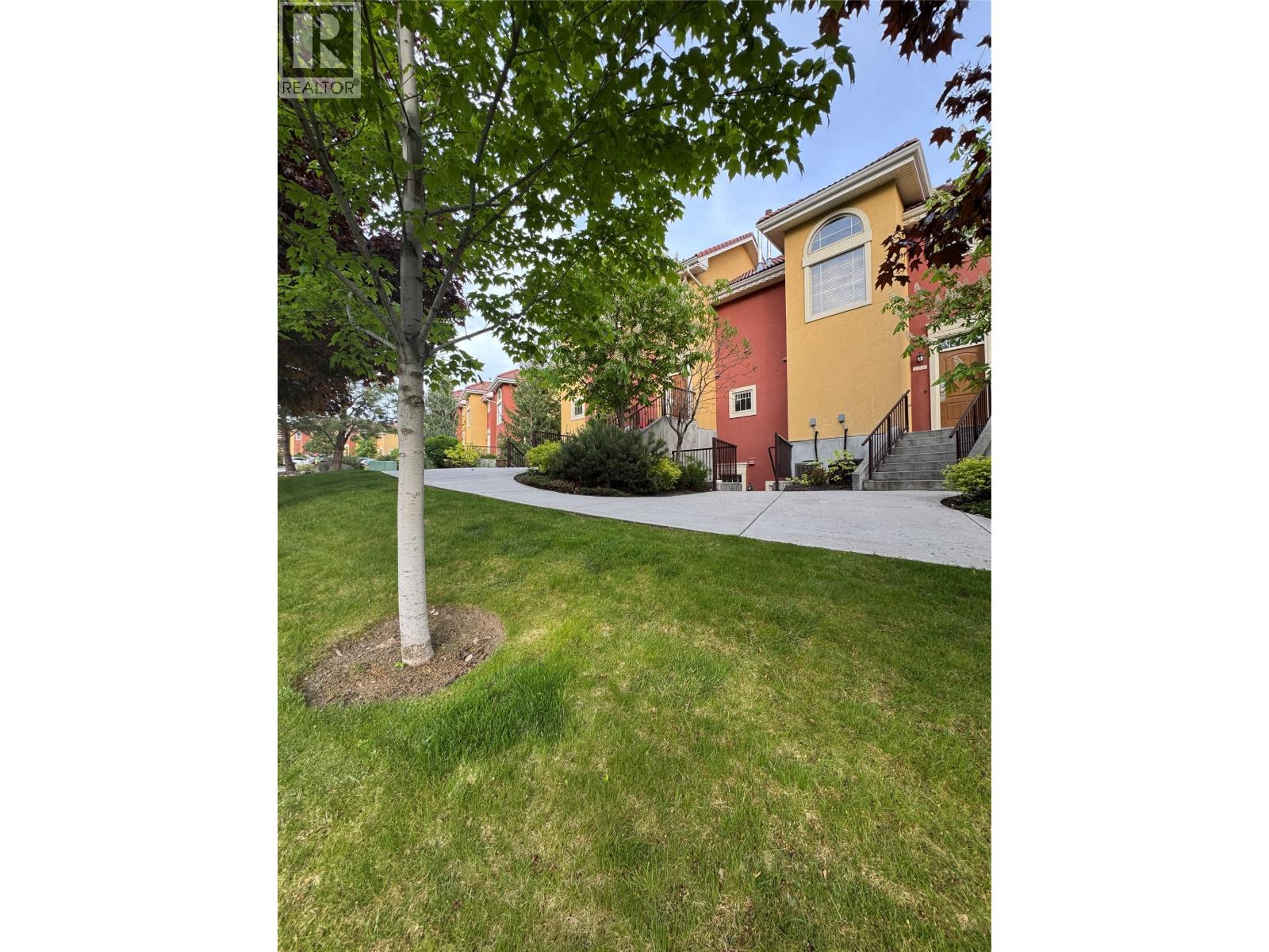 1795 Country Club Drive Unit# 128