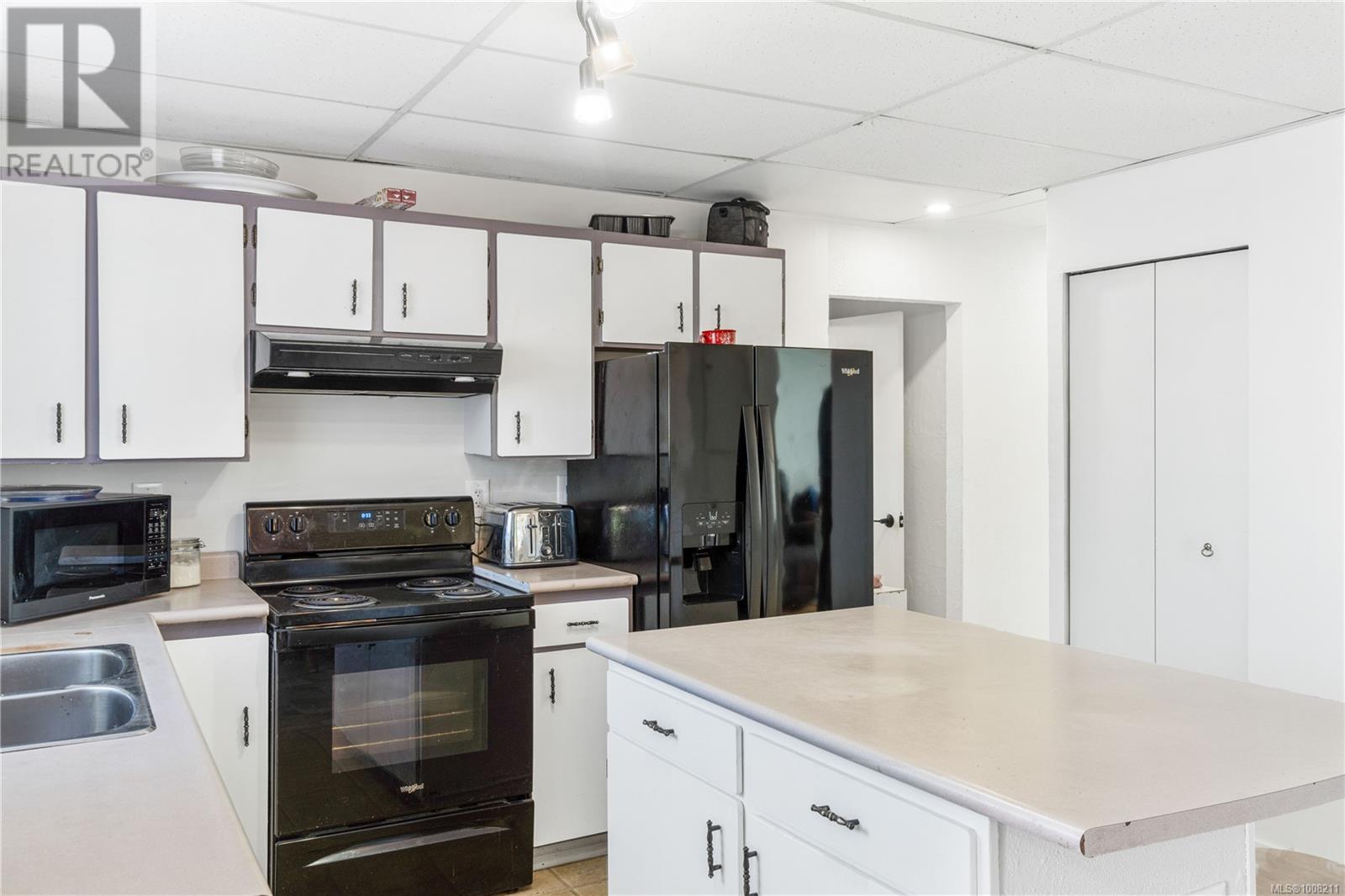 375 Bruce Ave