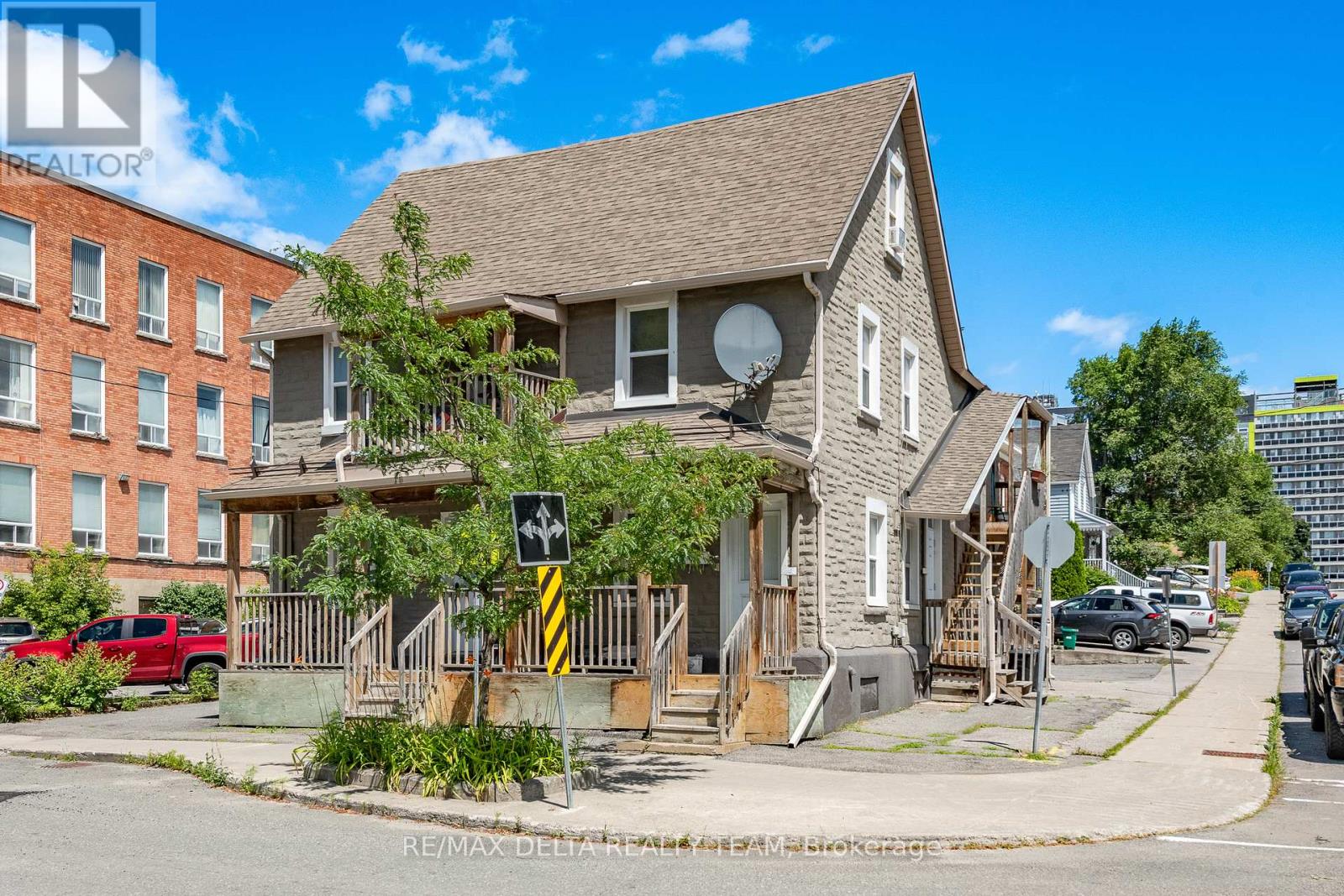 437-439 BOOTH STREET