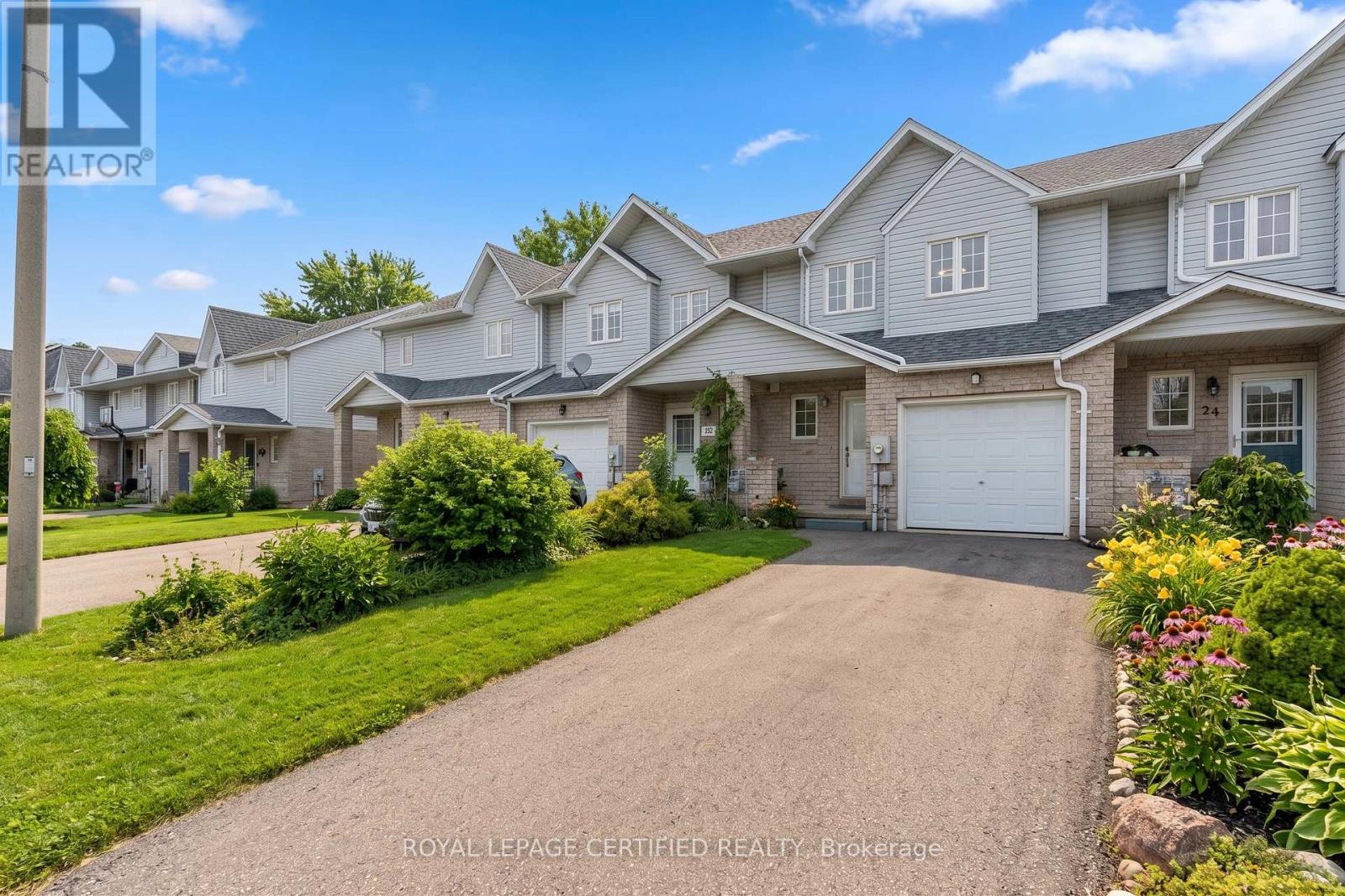 22 GOLDEN TERRACE COURT