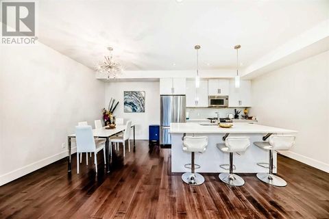 1812 47 Street NW Calgary AB T3B0P5