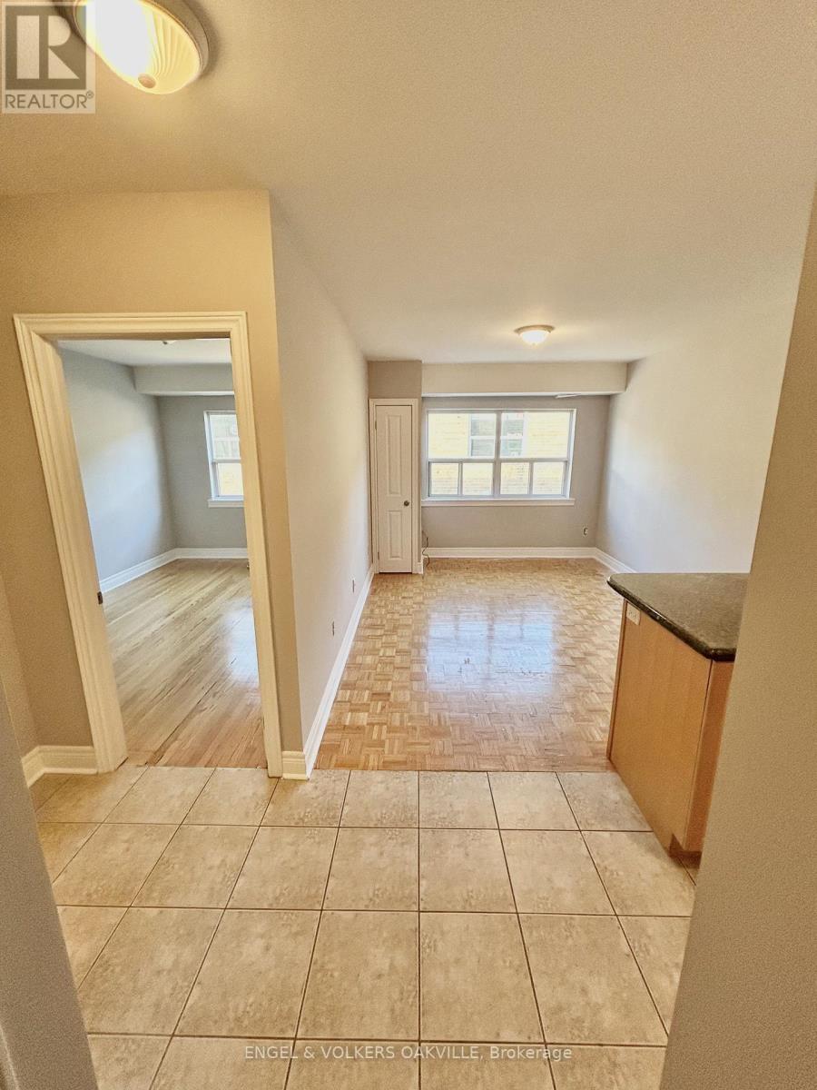 304 - 11 THIRTY THIRD STREET