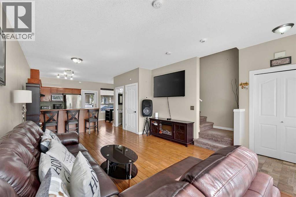 402, 2005 Luxstone Boulevard SW