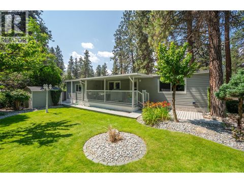 8487 97 Highway Unit# 18 Oliver BC V0H1T2