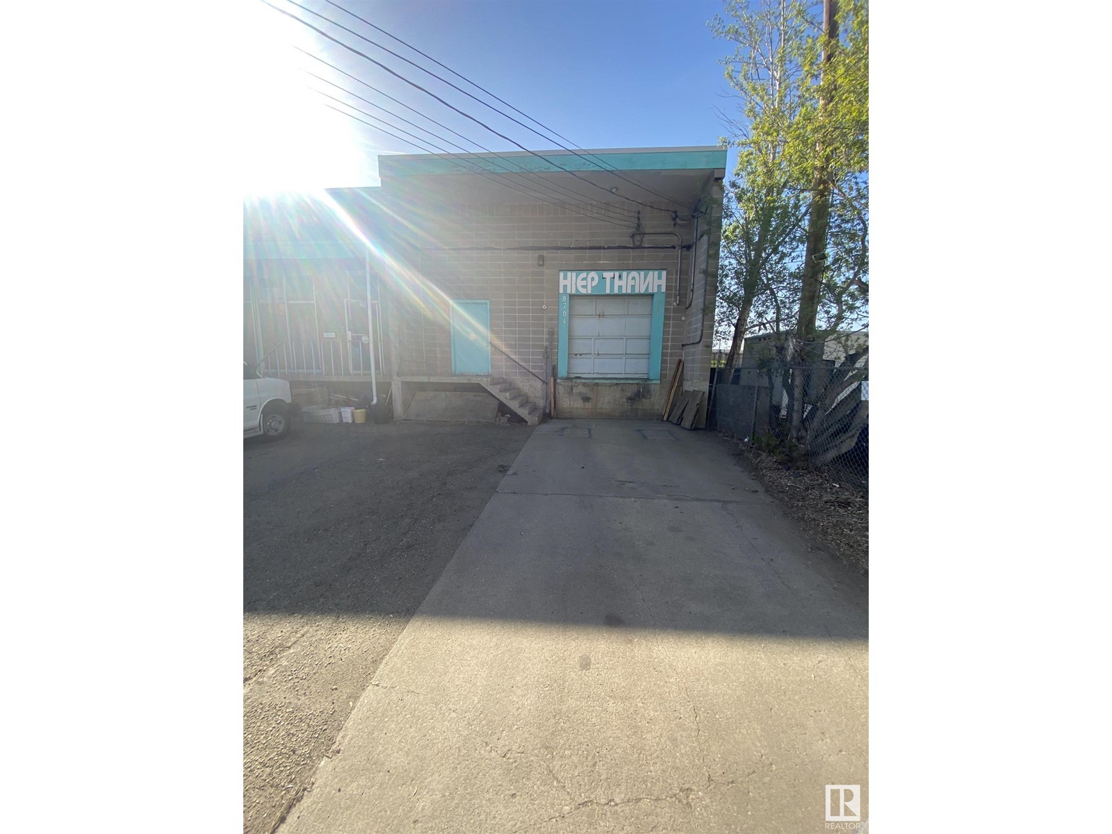 8704 106A AV NW