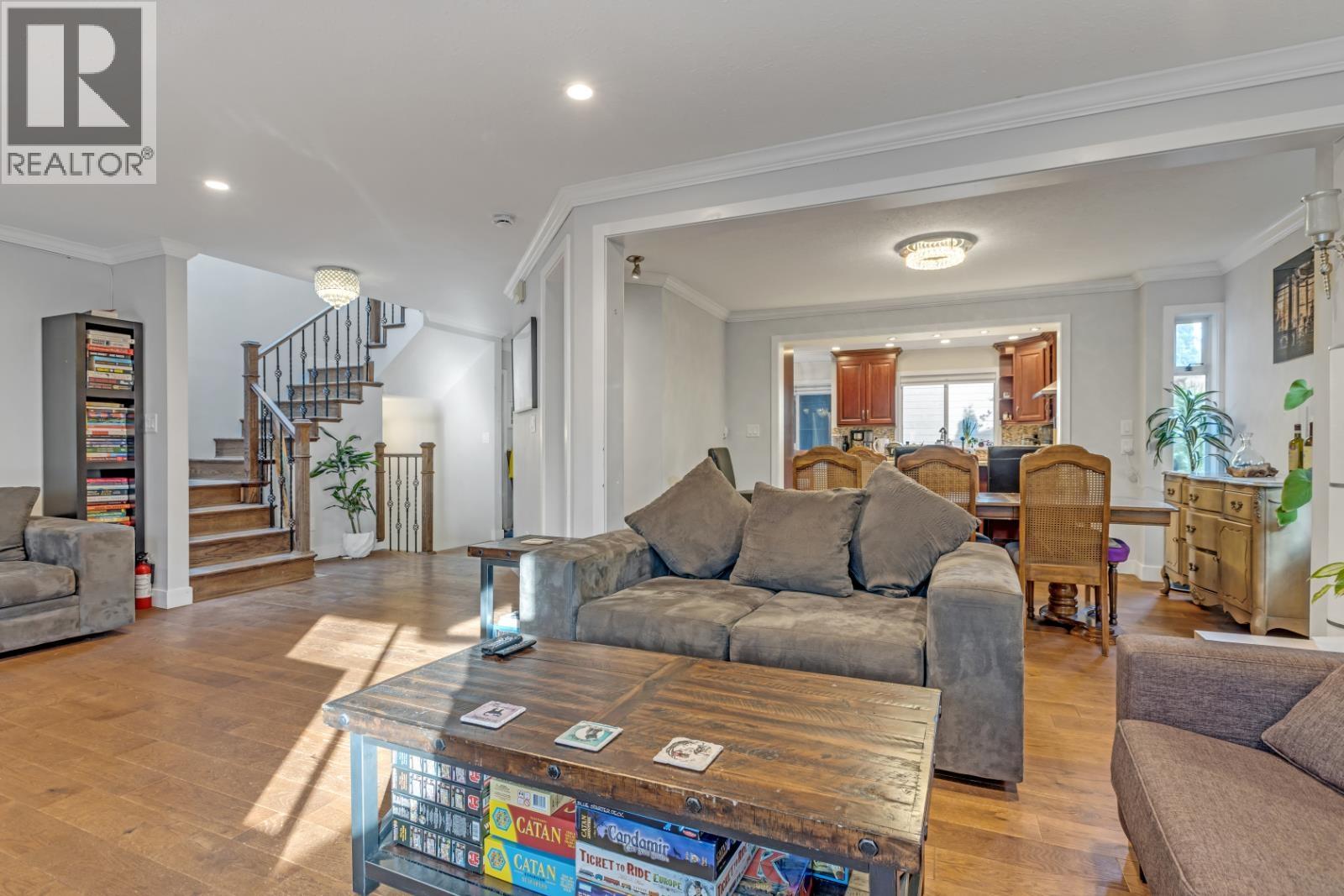 5853 GROUSEWOODS CRESCENT