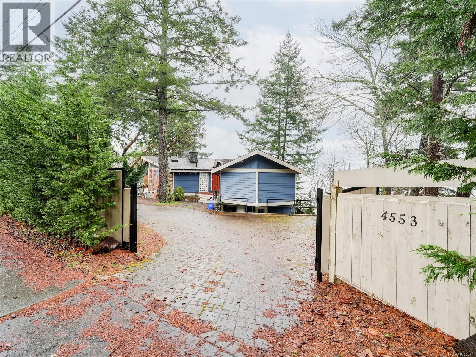 4553 Cordova Bay Rd
