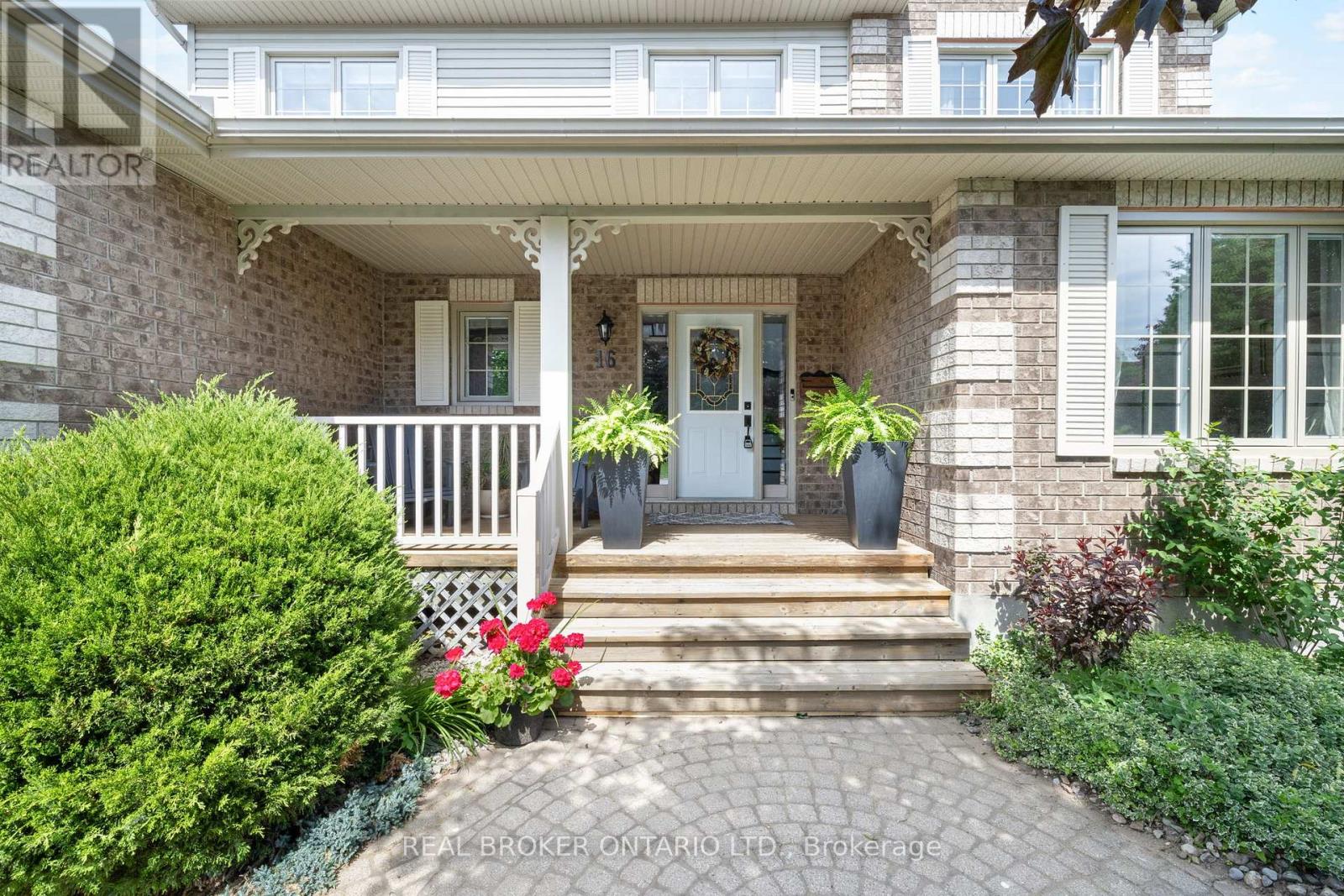 16 FOREST CREEK DRIVE