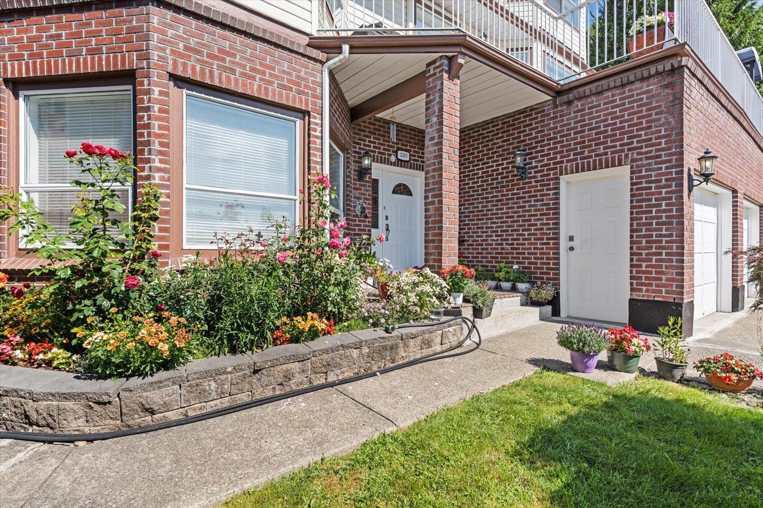 2255 MOUNTAIN DRIVE