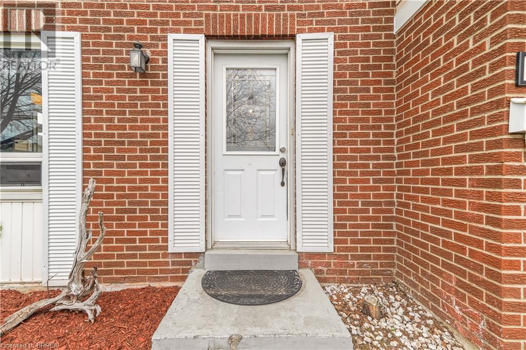 27 HALLMARK Street
