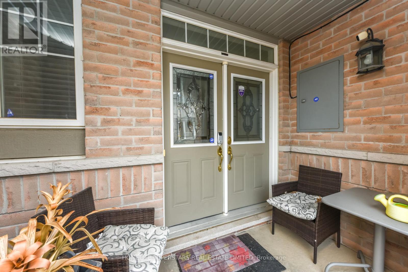 19 - 2019 TRAWDEN WAY