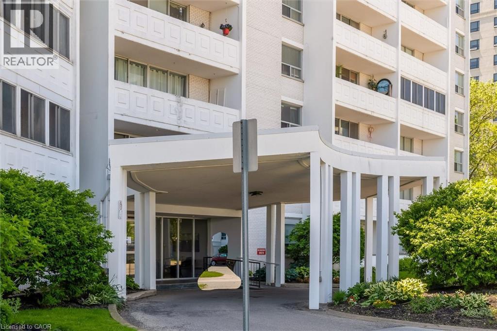 35 TOWERING HEIGHTS Boulevard Unit# 1007