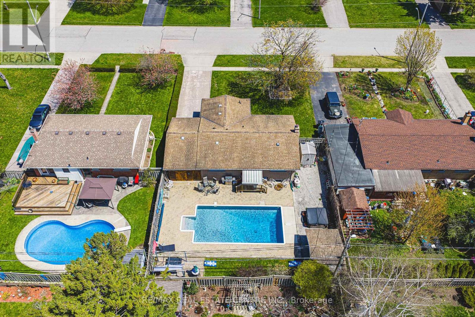 1338 ELEANOR AVENUE