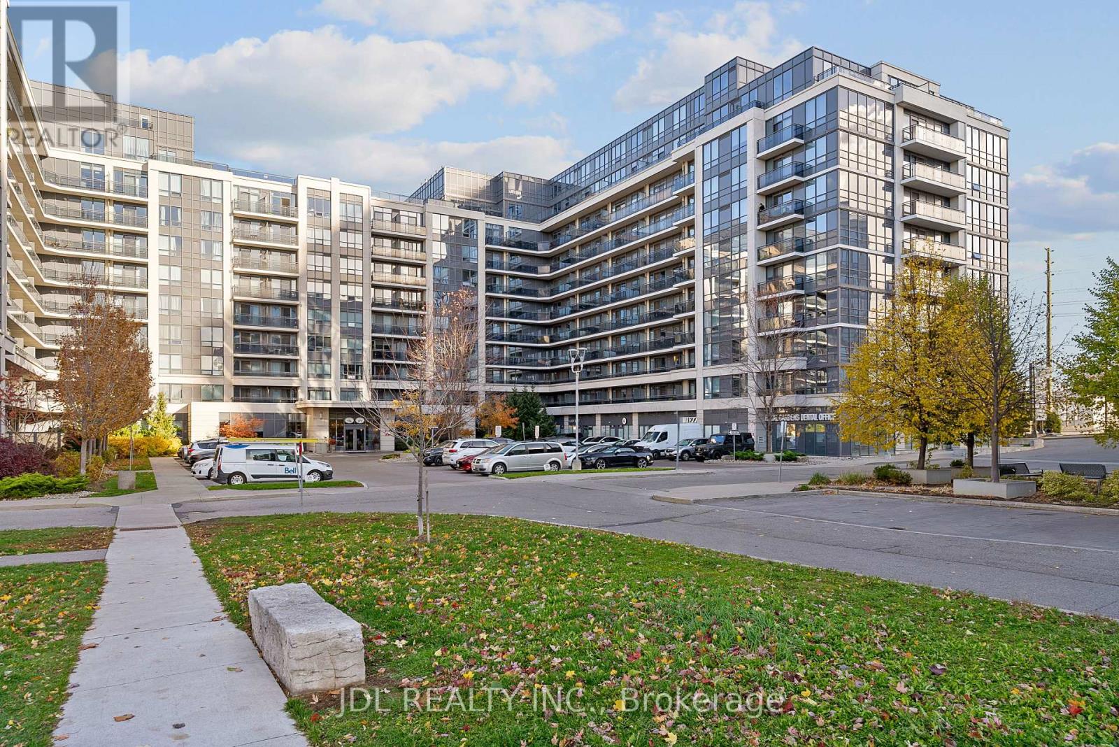 PH 17 - 372 HIGHWAY 7 E